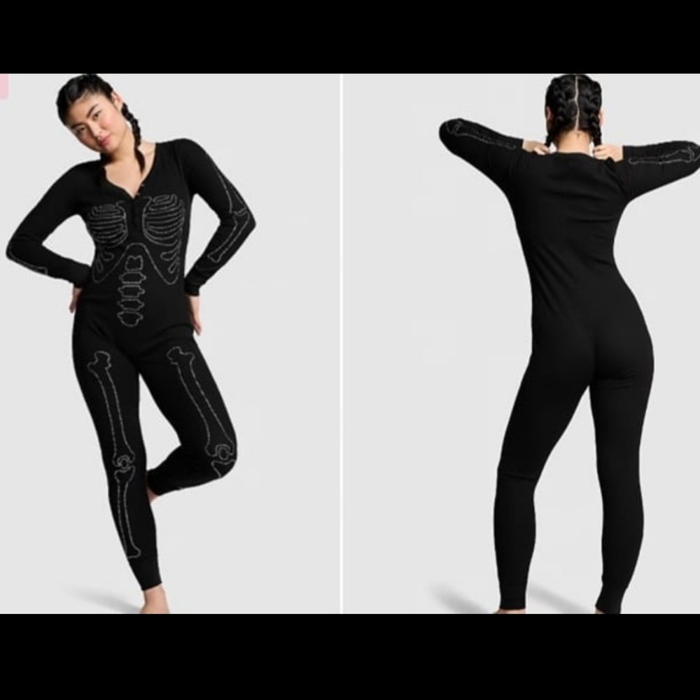 Vs pink Halloween edition skeleton bling thermal one piece~xxl~NWT.